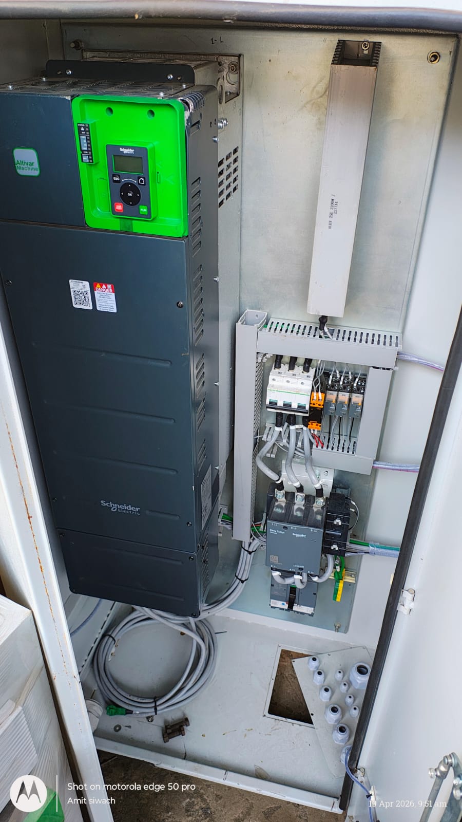 Crane electrical cabinet with VFD equipment